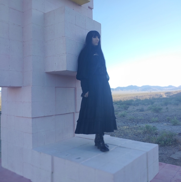 Meet your Posher, Misty - Picture 1 of 4